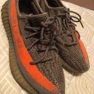 Yeezy boost 350 v2 beluga